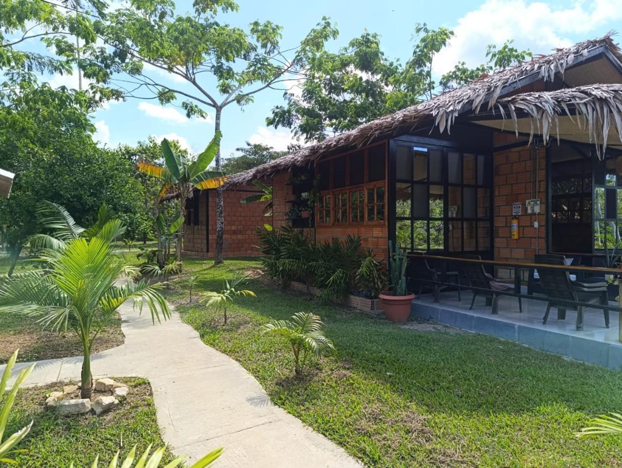 Hotel Boutique Villaliliana Leticia Exterior photo